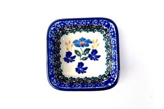 604 Bunzlau vierkant schaaltje 8 x 8 cm 1643X 604 Kleine vierkante schaaltjes 8 x 8 cm